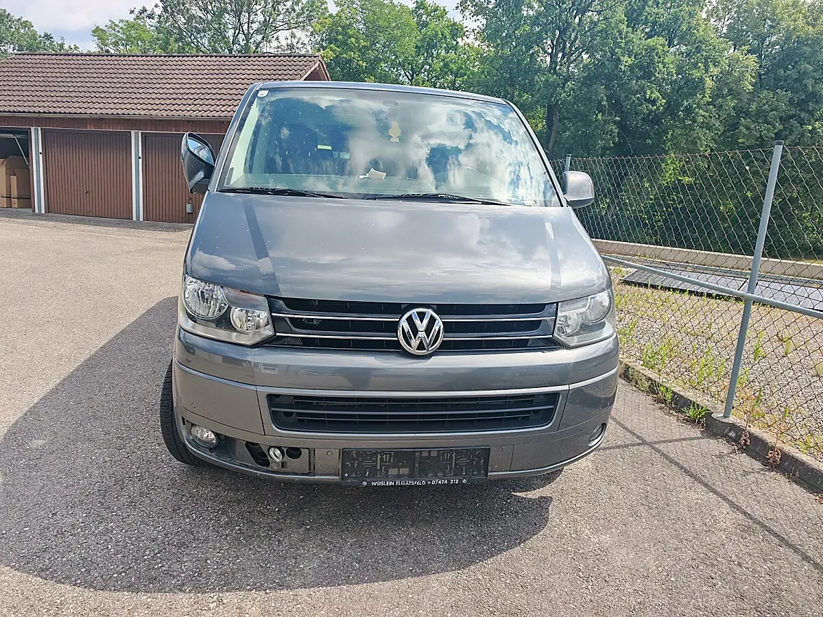 Volkswagen Caravelle