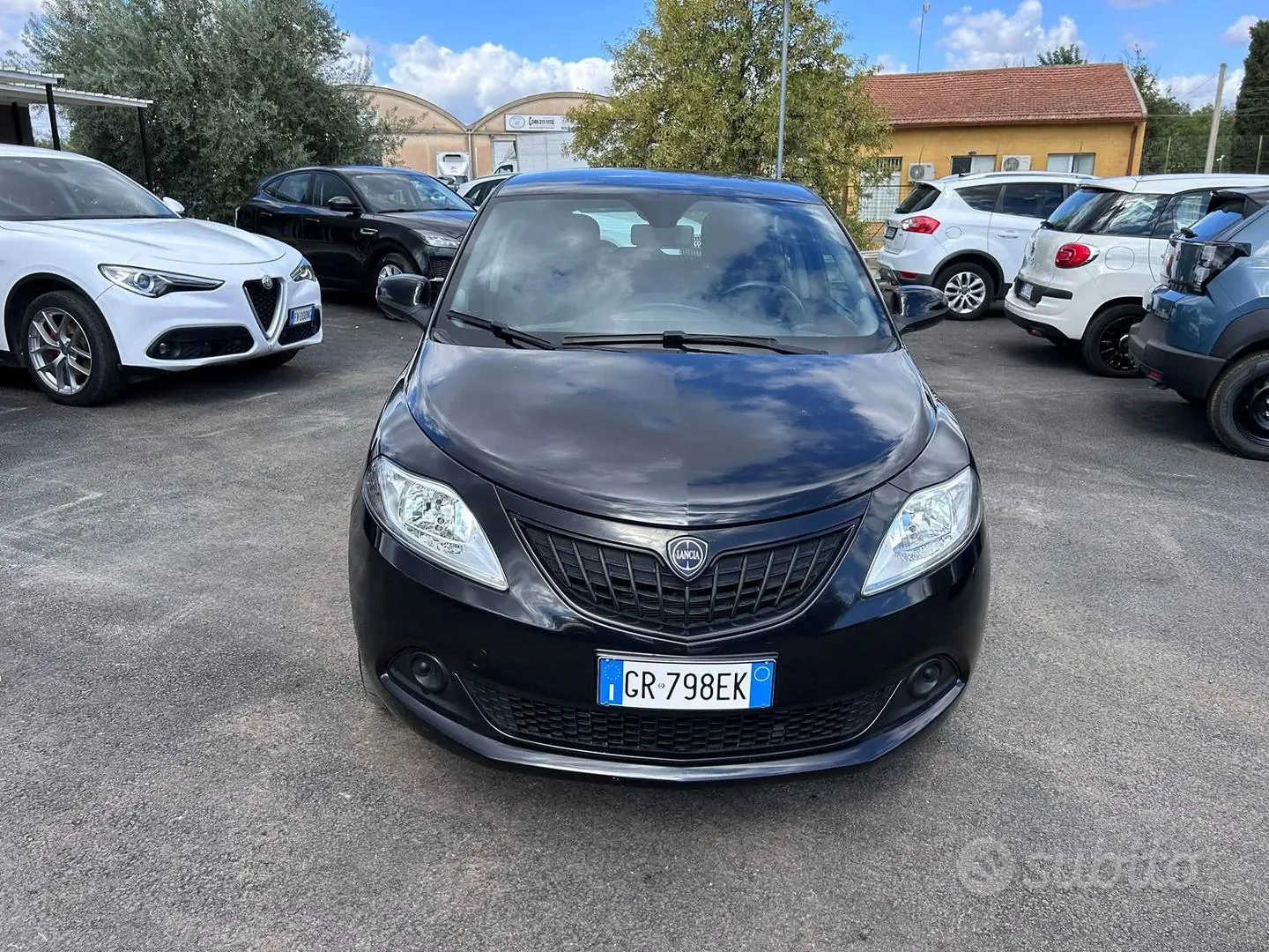 Lancia Ypsilon 2023 photo 2