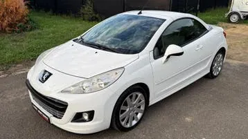 Peugeot 207 2011 photo 2