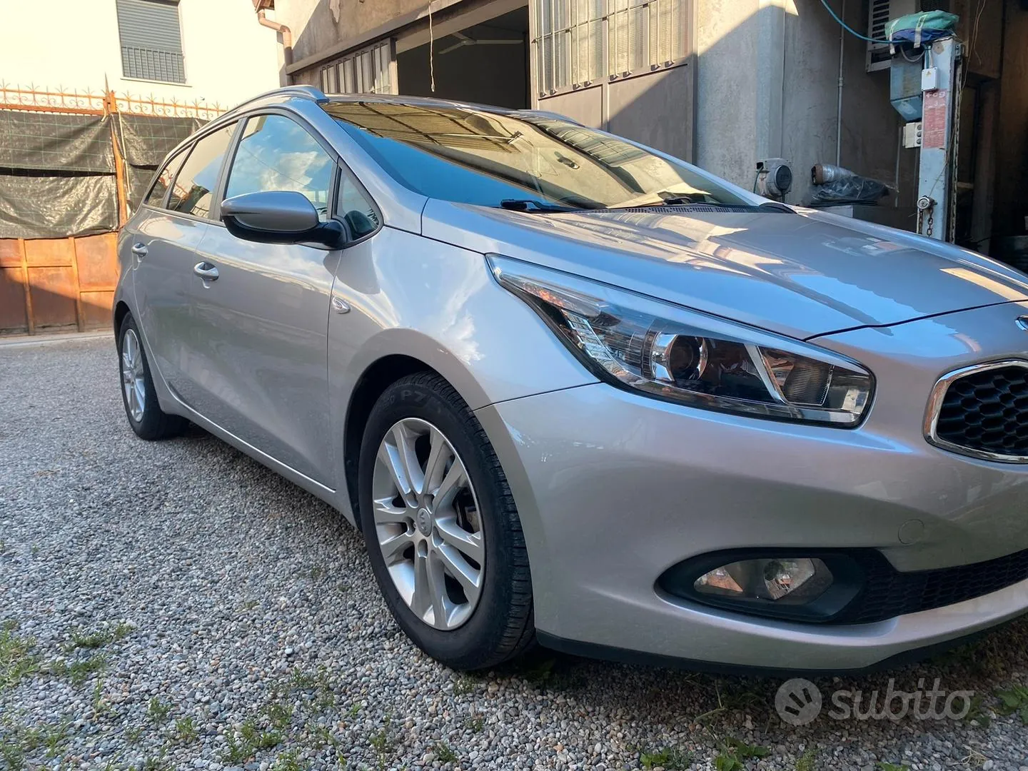 Kia Ceed 2013 photo 2