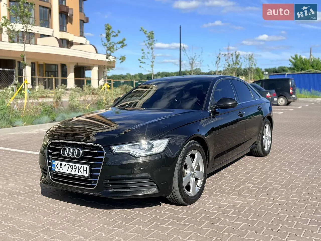 Audi A6 2013 photo 2