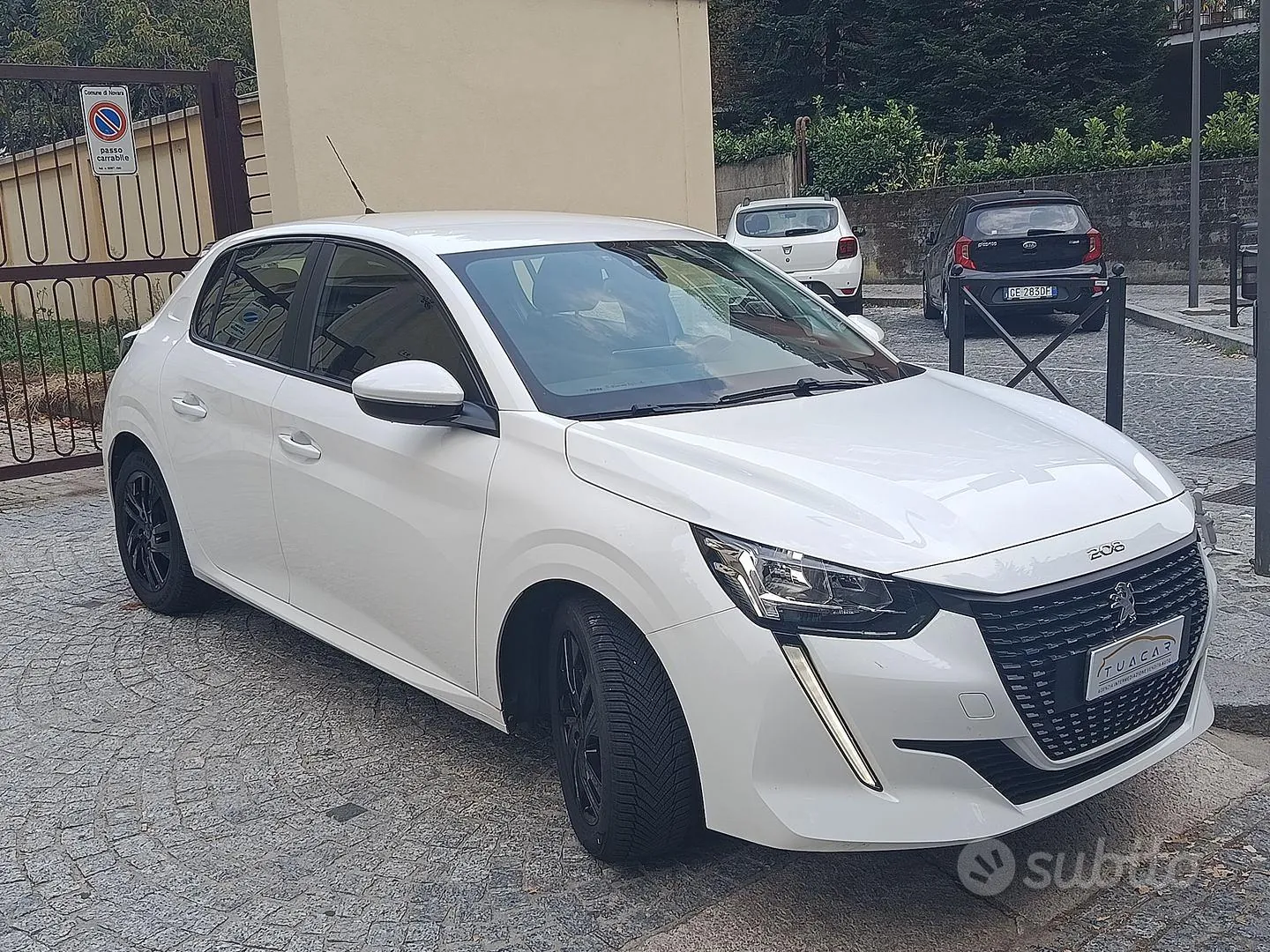 Peugeot 208 2020 photo 3