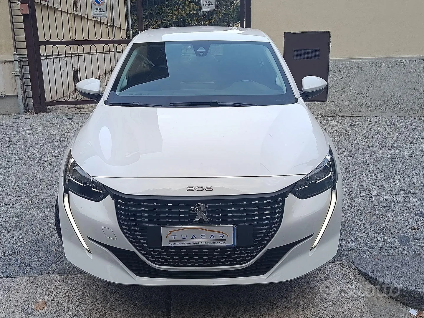 Peugeot 208 2020 photo 2