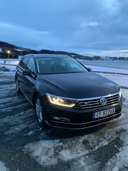 Volkswagen Passat 2016 photo 2