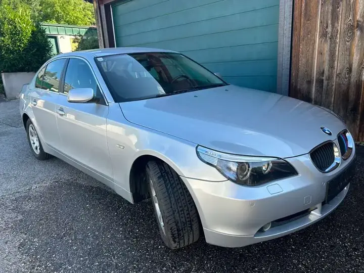 BMW 5 Series 2005 photo 3