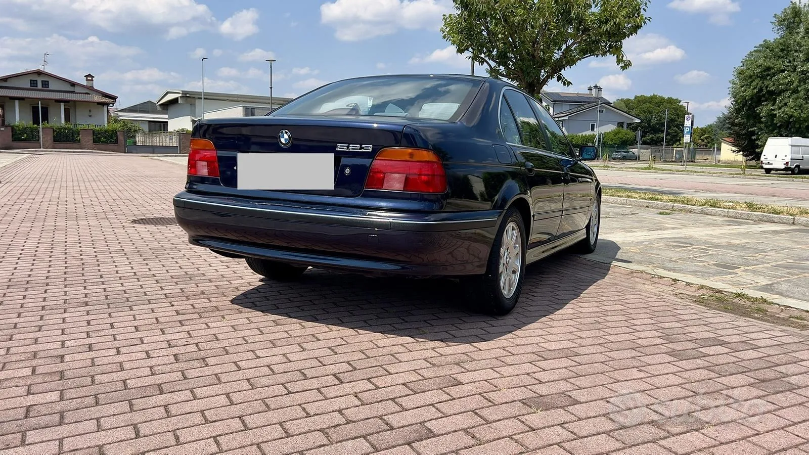 BMW 523I 1998 photo 3