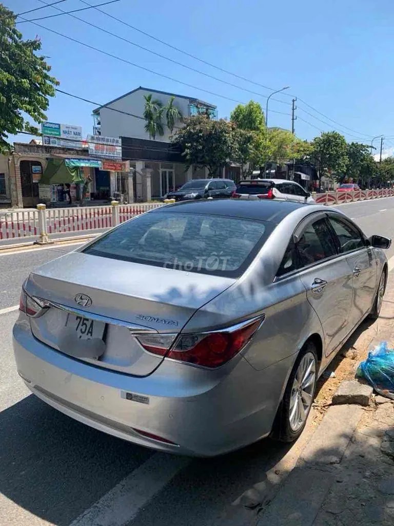 Hyundai Sonata 2010 photo 5