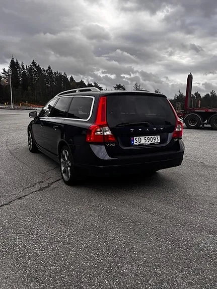 Volvo V70 2012 photo 3