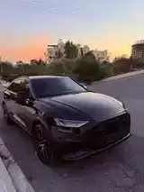 Audi Q8 2021 photo 2