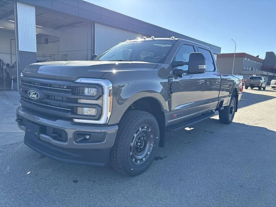 Ford F350 2027 photo 2