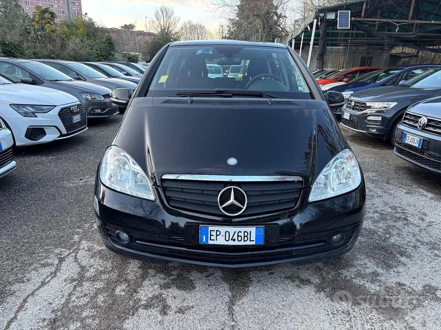 Mercedes-Benz A-Class 2012 photo 2