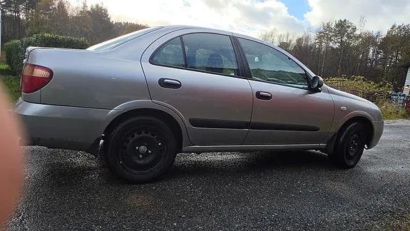 Nissan Almera 2005 photo 4
