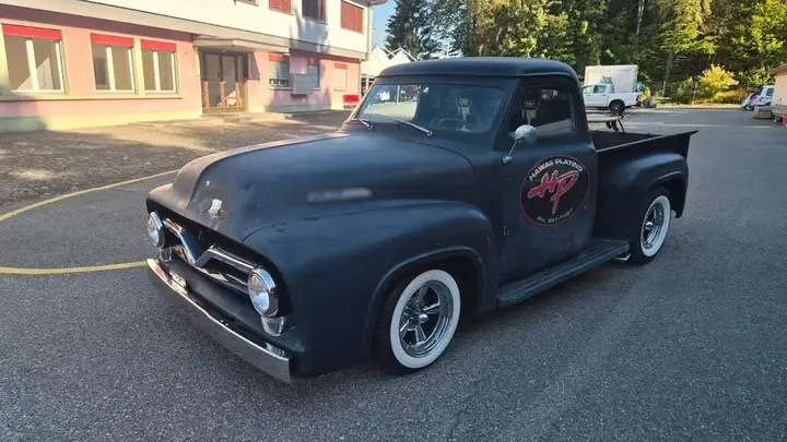 Ford F-100
