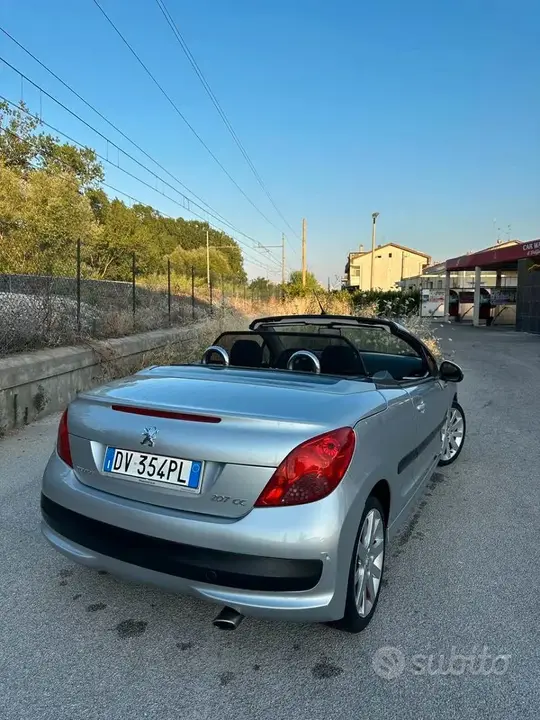 Peugeot 207 2009 photo 4