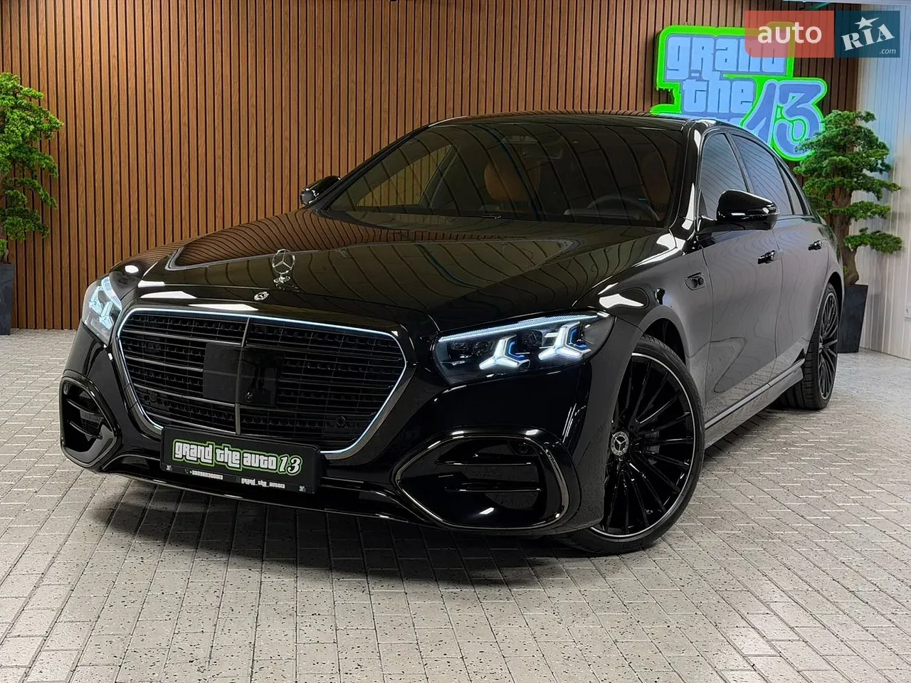 Mercedes-Benz S-Class 2026 photo 4