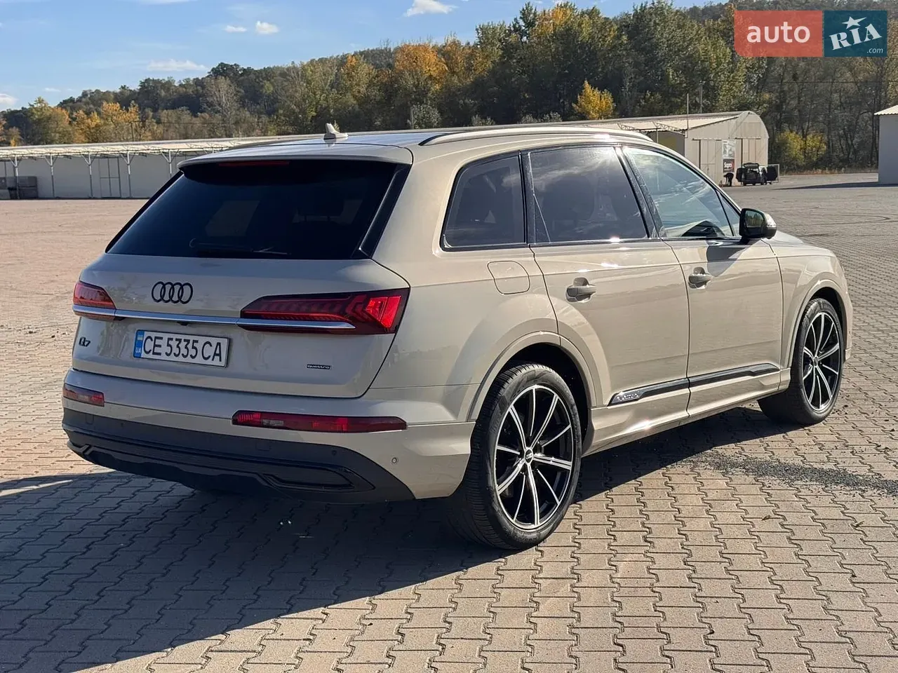 Audi Q7 2021 photo 4