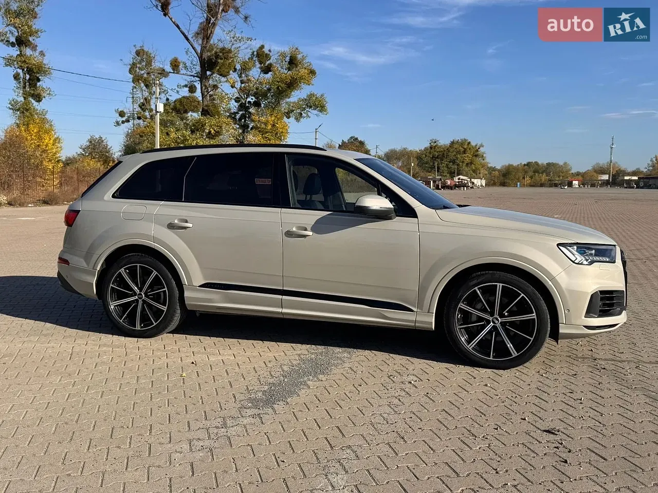 Audi Q7 2021 photo 3