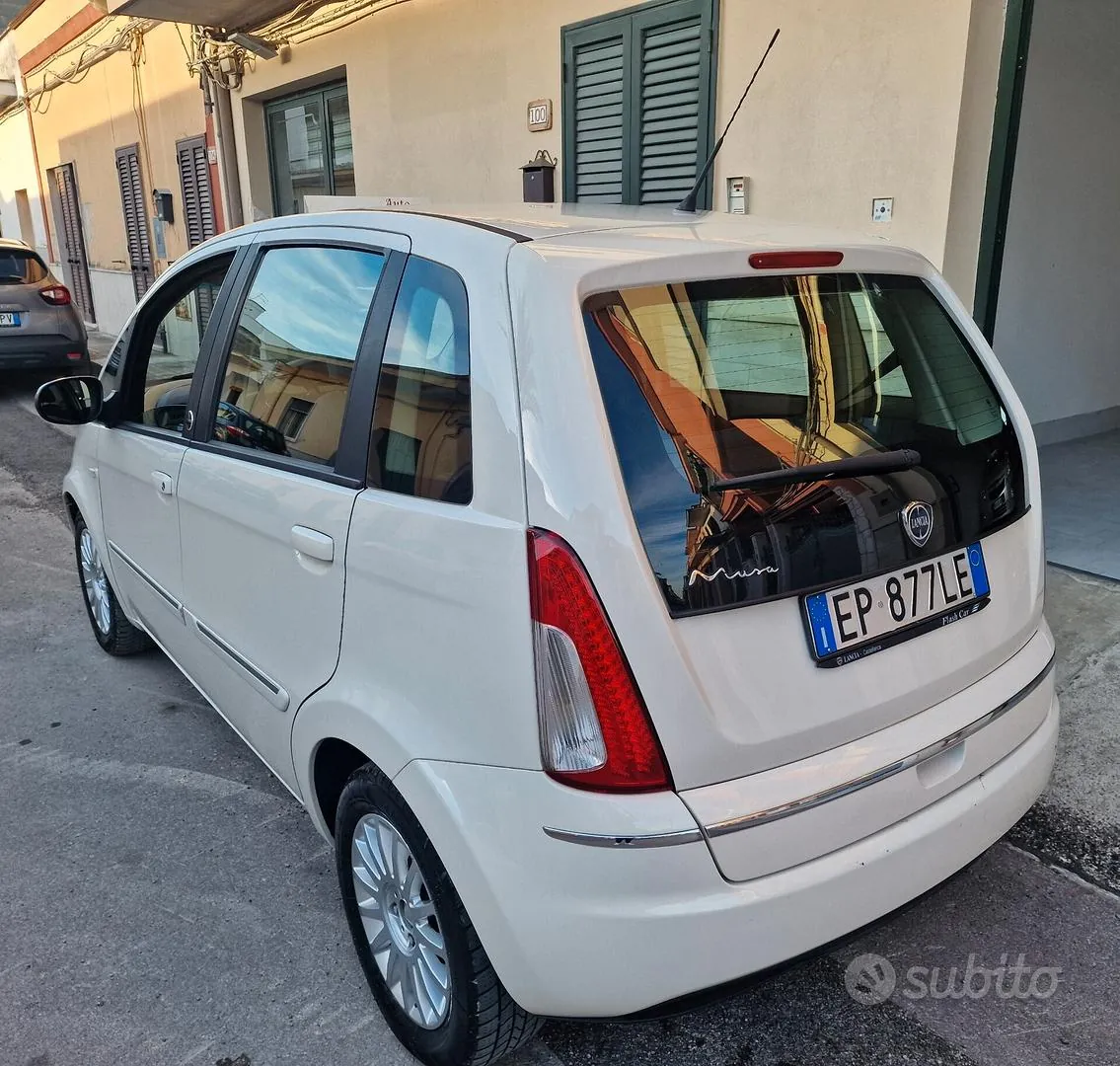 Lancia Musa 2012 photo 3
