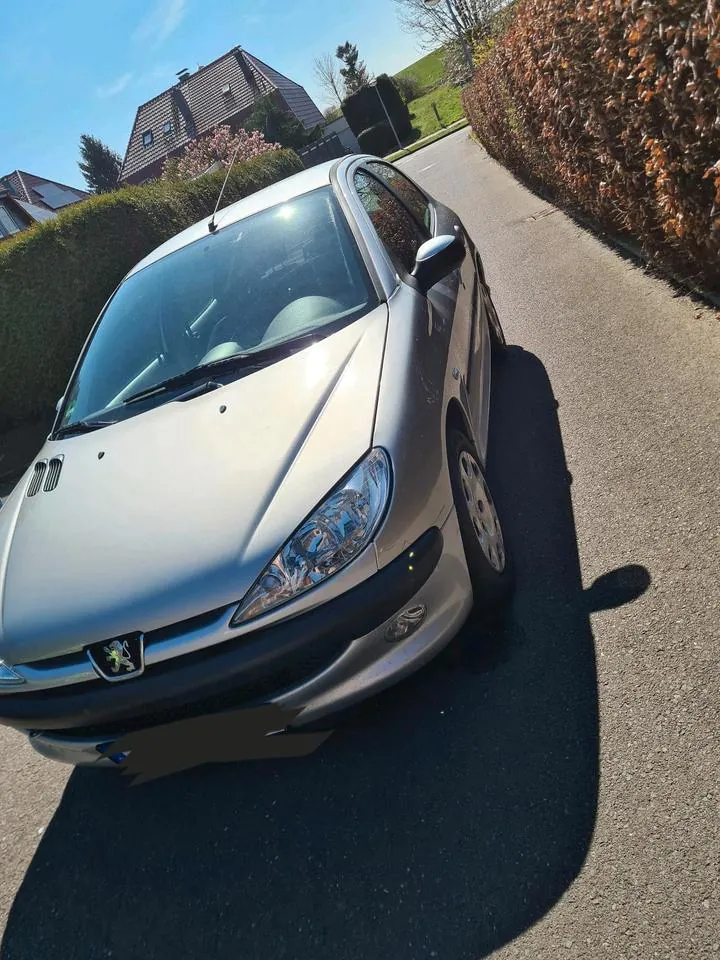 Peugeot 206