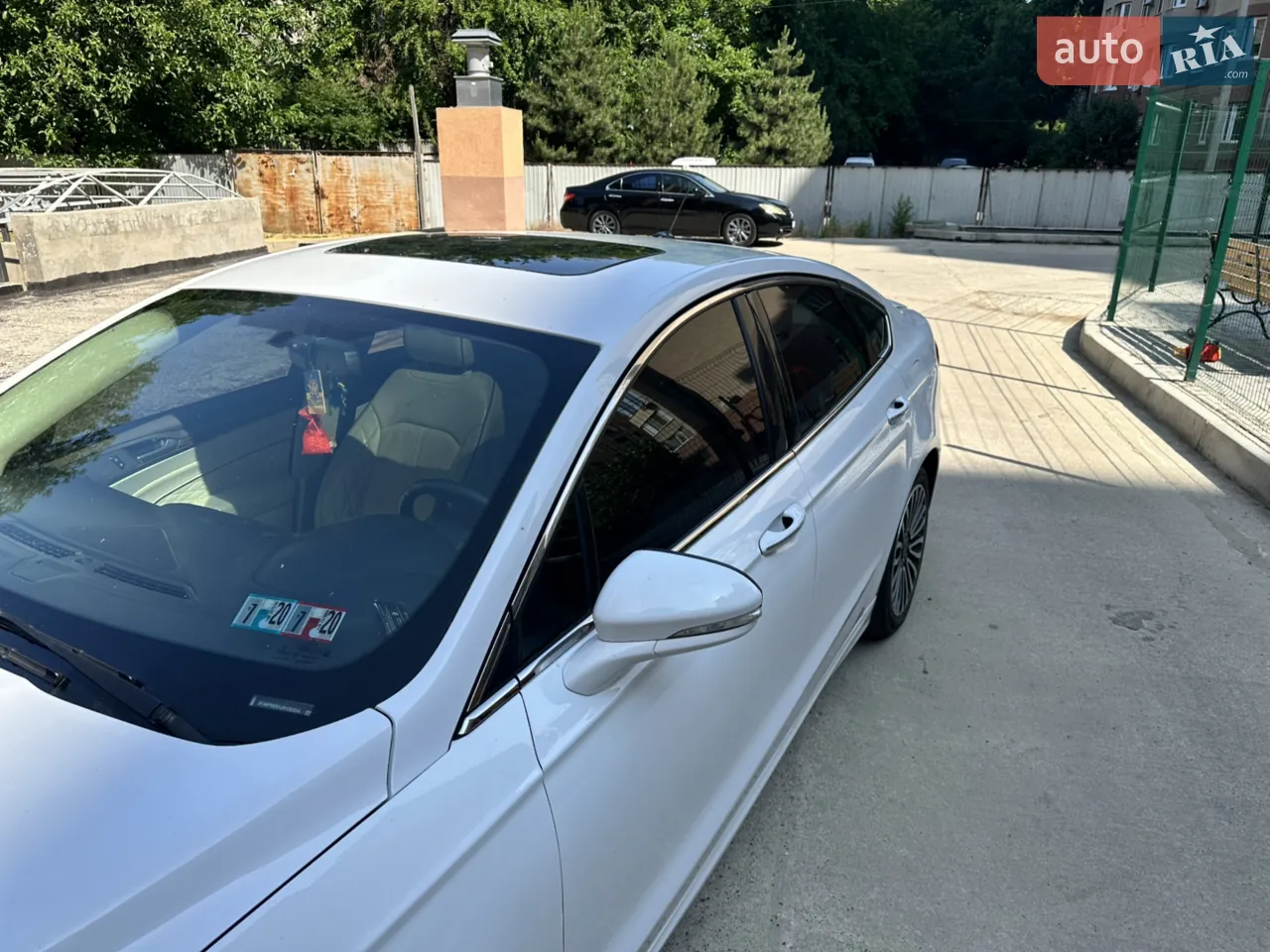Ford Fusion 2017 photo 2