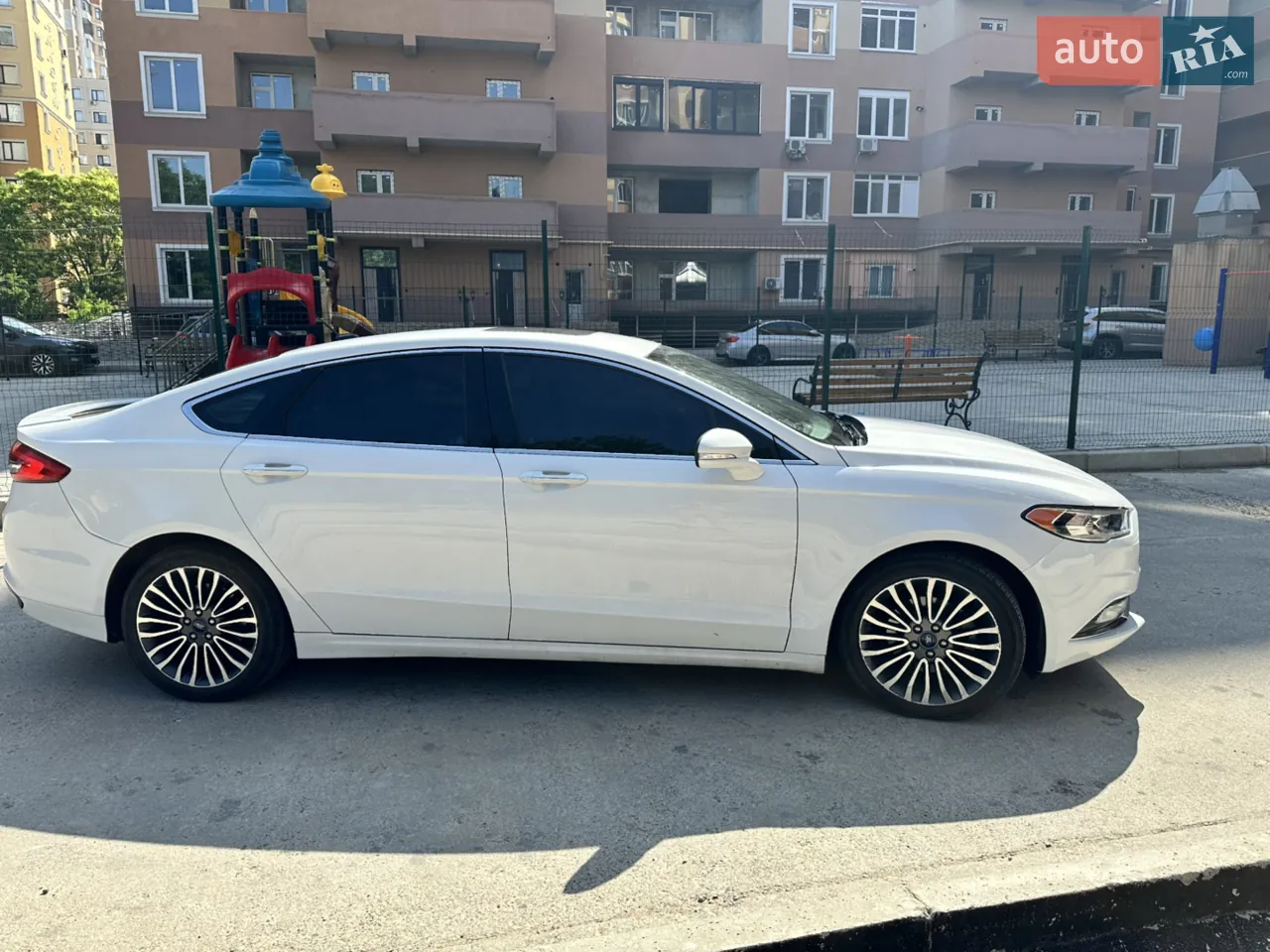 Ford Fusion 2017 photo 4