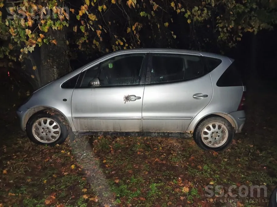 Mercedes-Benz A170 2003 photo 3