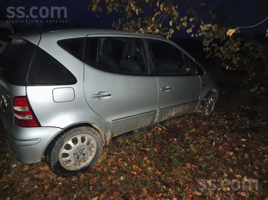 Mercedes-Benz A170 2003 photo 4