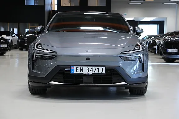 Polestar 4 2025 photo 3