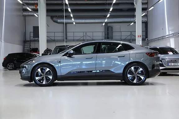 Polestar 4 2025 photo 4