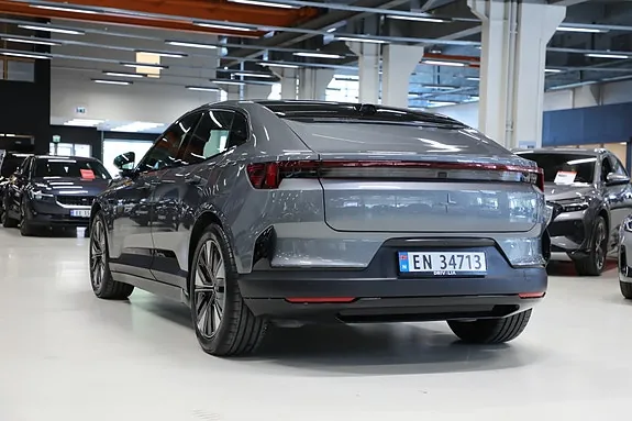 Polestar 4 2025 photo 5