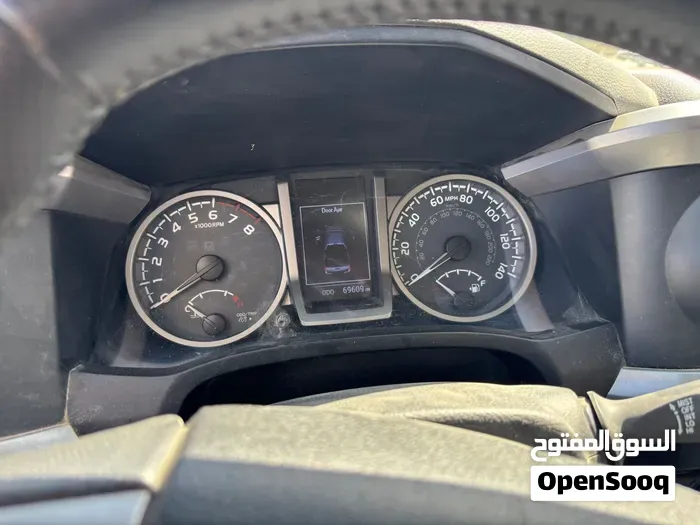 Toyota Tacoma 2018 photo 2