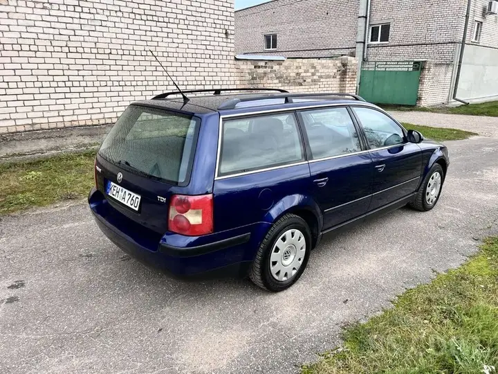 Volkswagen Passat 2005 photo 4