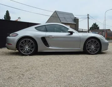 Porsche Cayman 2019 photo 2
