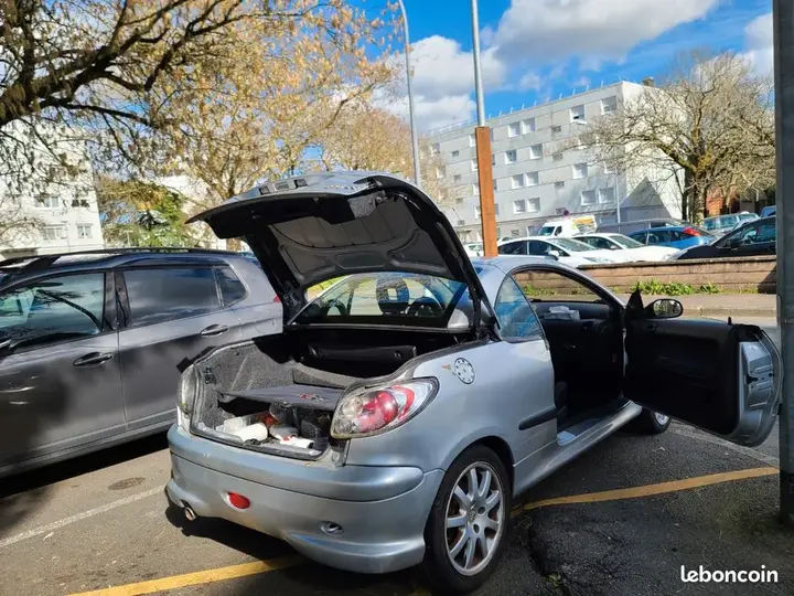 Peugeot 206