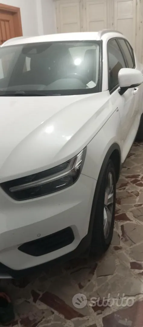 Volvo Xc40 2019 photo 4