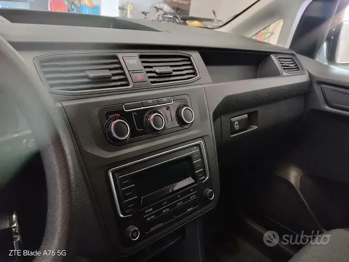 Volkswagen Caddy 2019 photo 2
