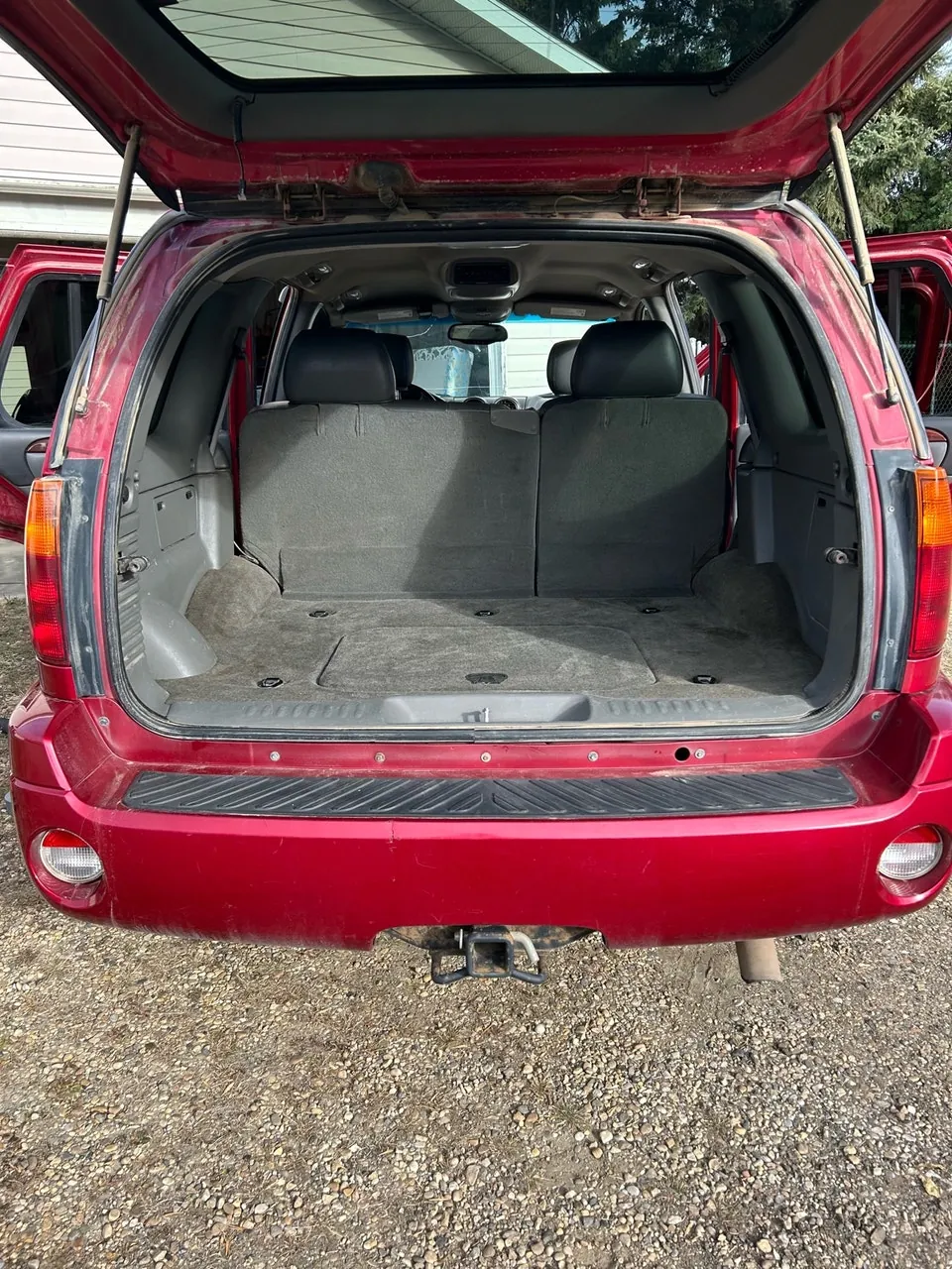 GMC Envoy 2004 photo 4