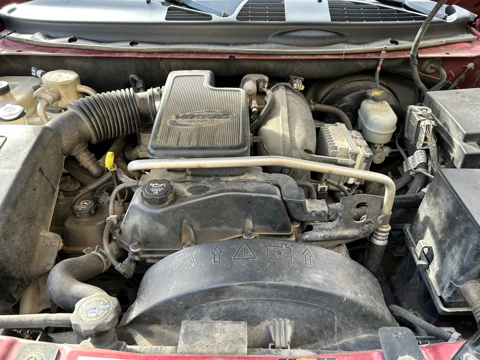 GMC Envoy 2004 photo 5