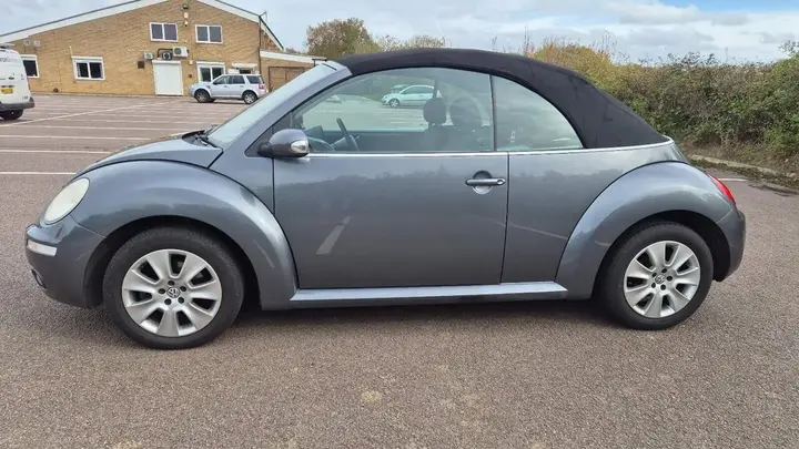 Volkswagen Beetle 2007 photo 4