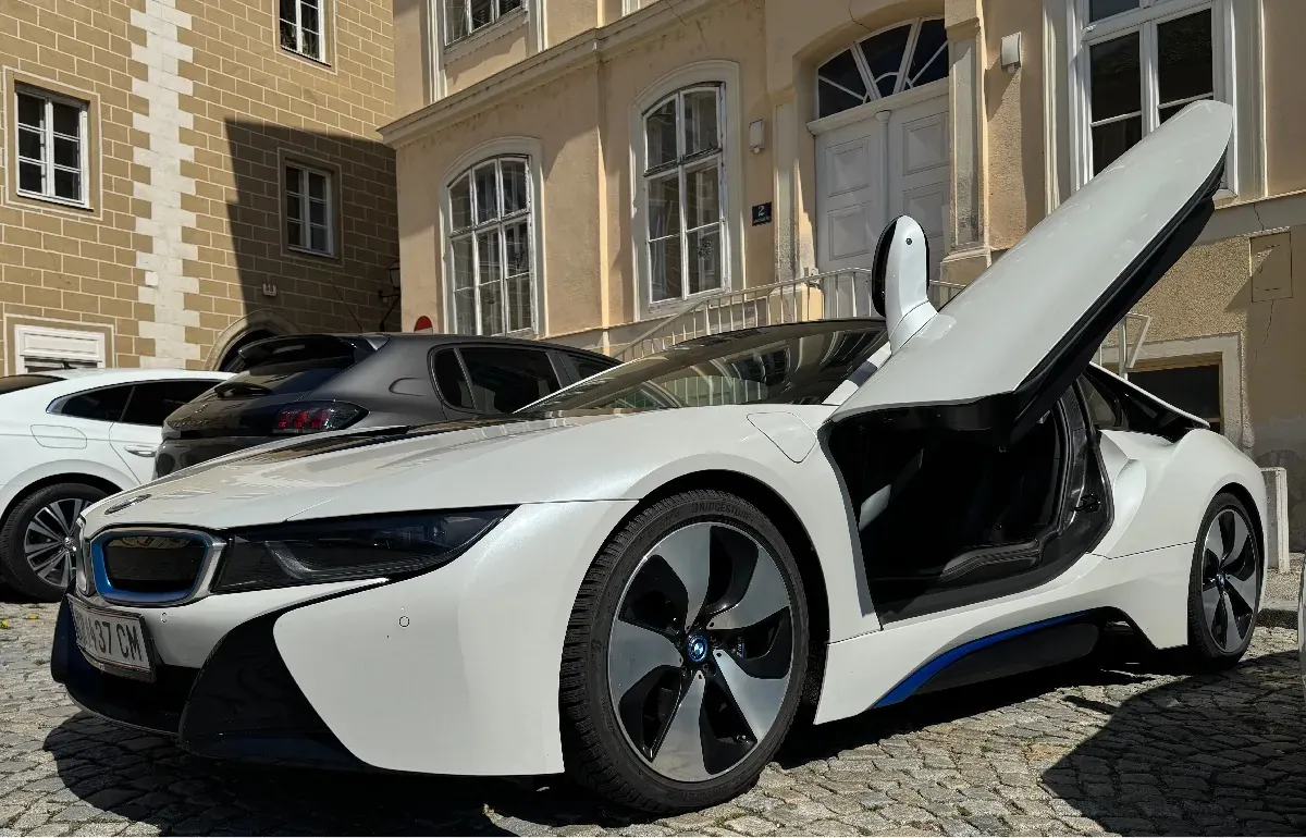 BMW I8 2018 photo 3