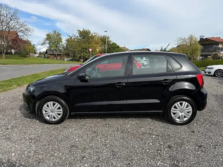 Volkswagen Polo 2016 photo 2