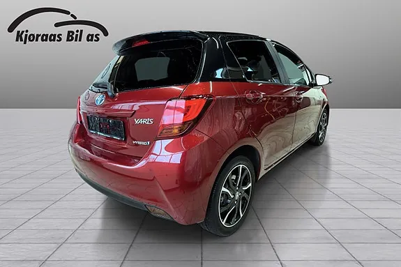 Toyota Yaris 2017 photo 4
