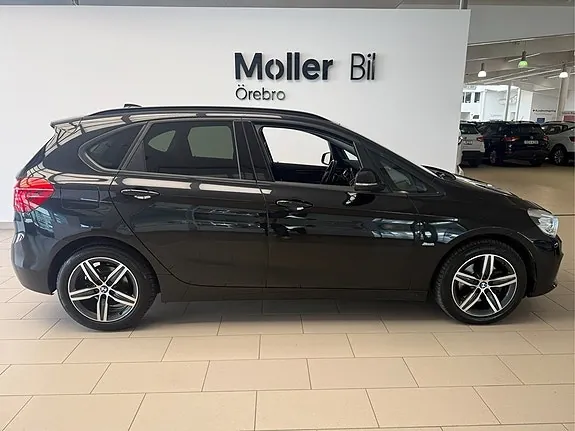 BMW 2 Series Active Tourer 2017 photo 2
