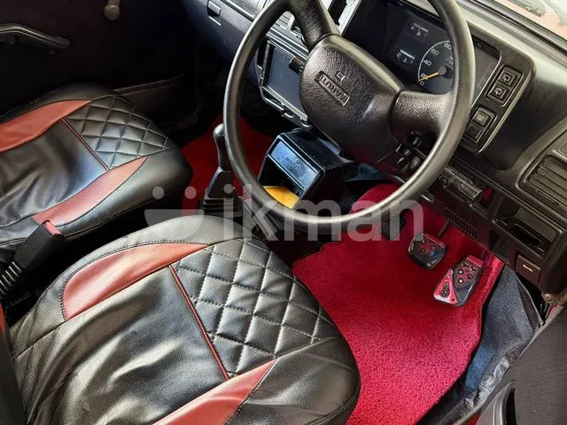 Maruti Suzuki 800 2002 photo 5