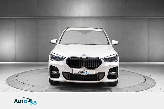 BMW X1 2021 photo 2