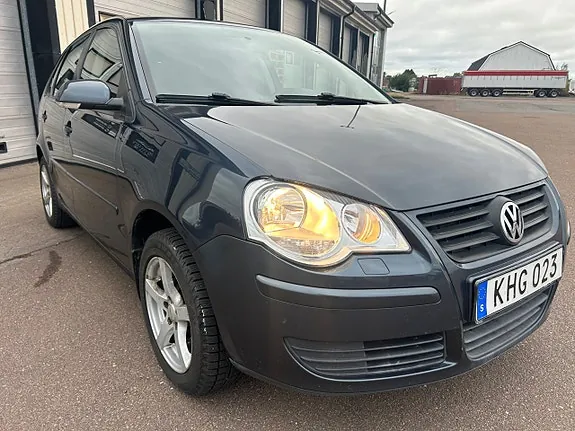 Volkswagen Polo 2007 photo 2