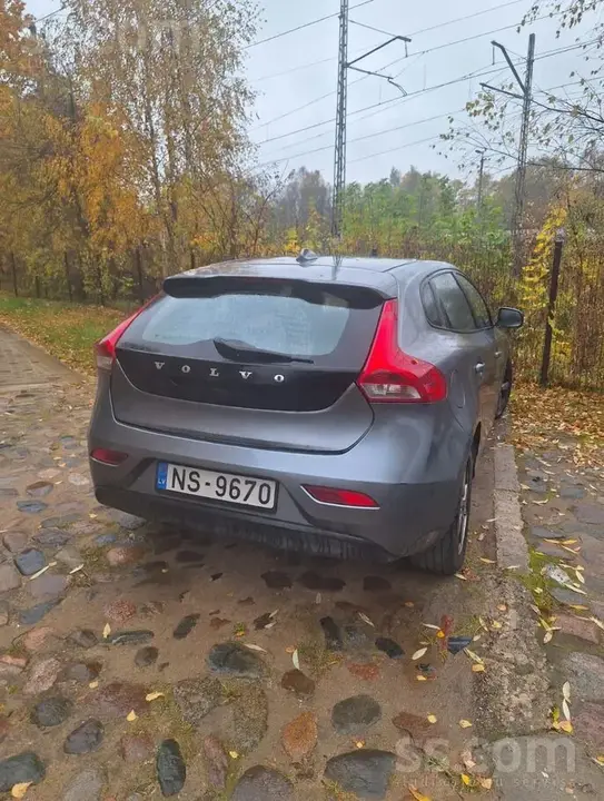 Volvo V40 2015 photo 3