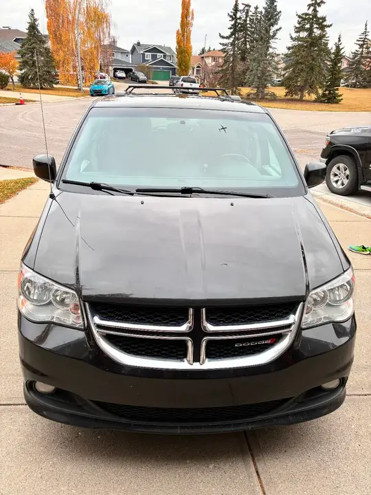 Dodge Grand Caravan 2017 photo 2
