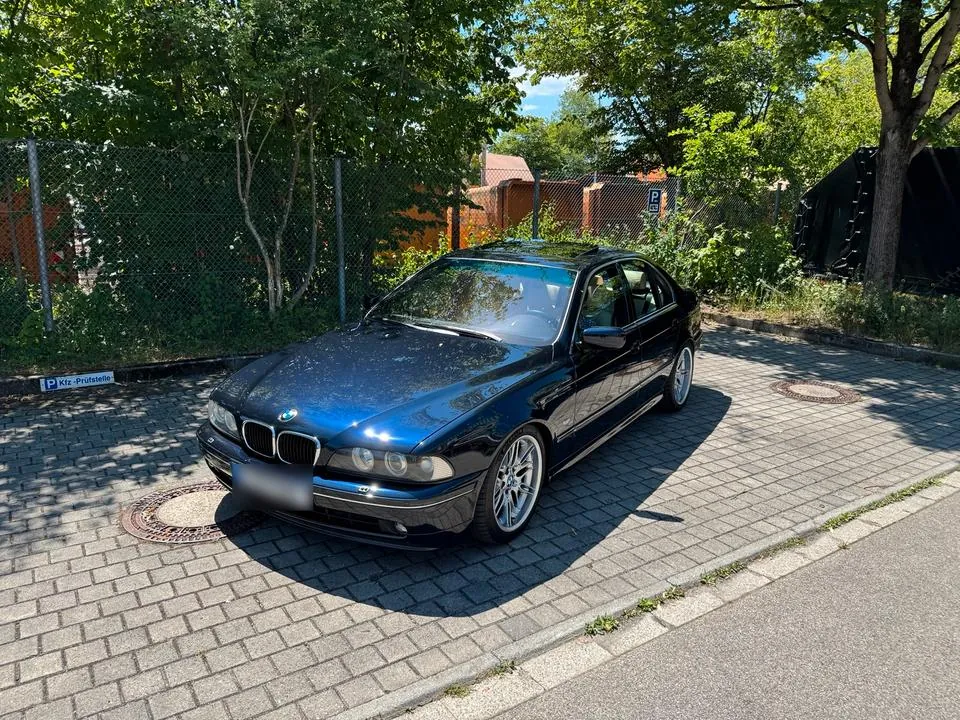 BMW E39 530I