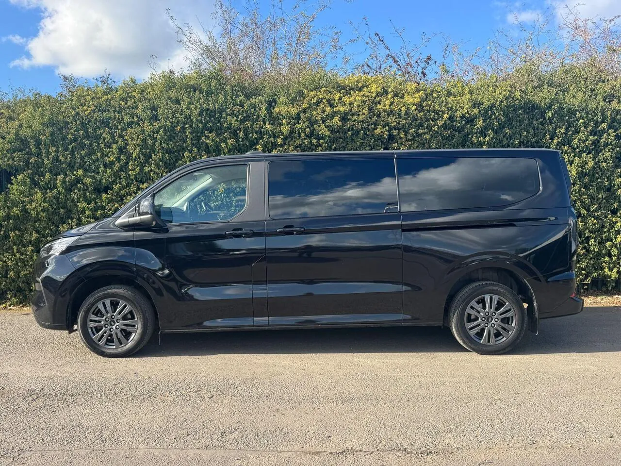 Ford Tourneo Custom 2024 photo 5